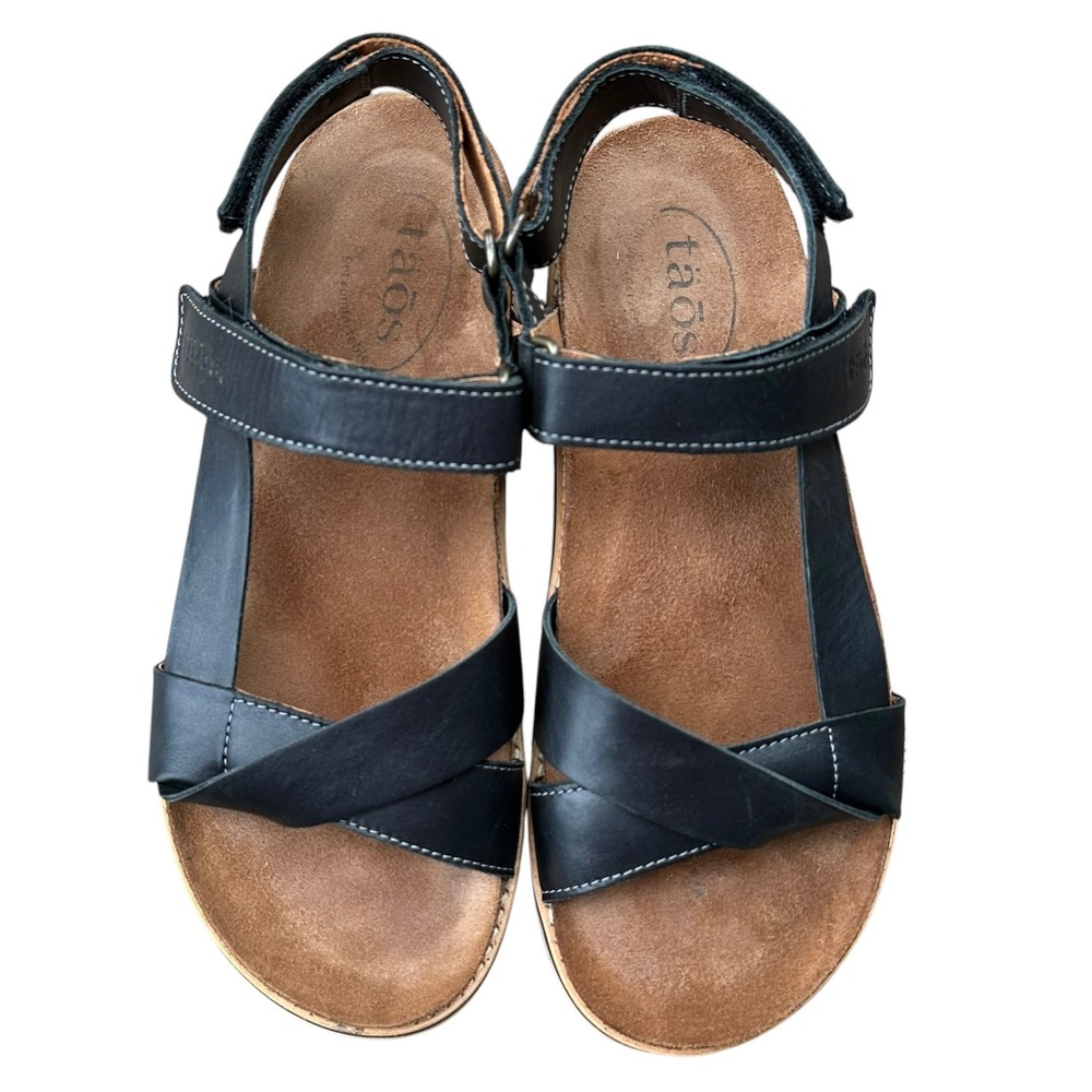 Taos Sideways Black Leather Strappy Sandals Cork Comfort Footbed US 7-7.5 EU 38